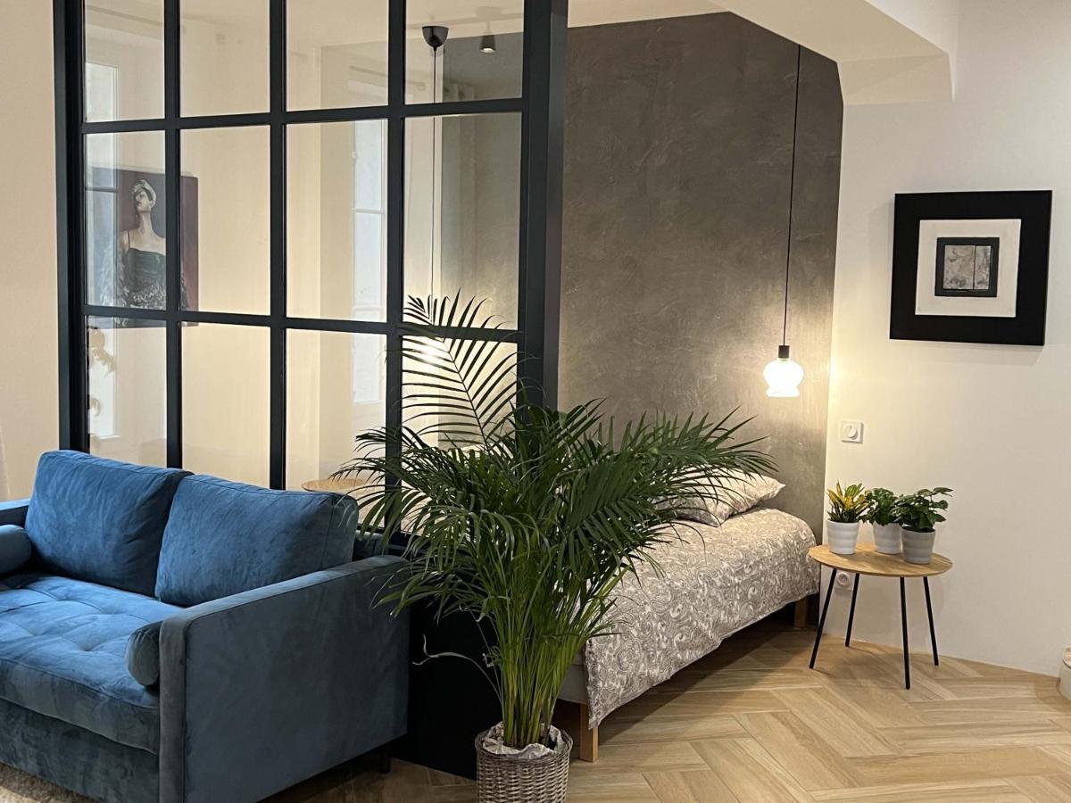 Bel Appartement Au Centre Du Vieux Joigny Eksteriør bilde