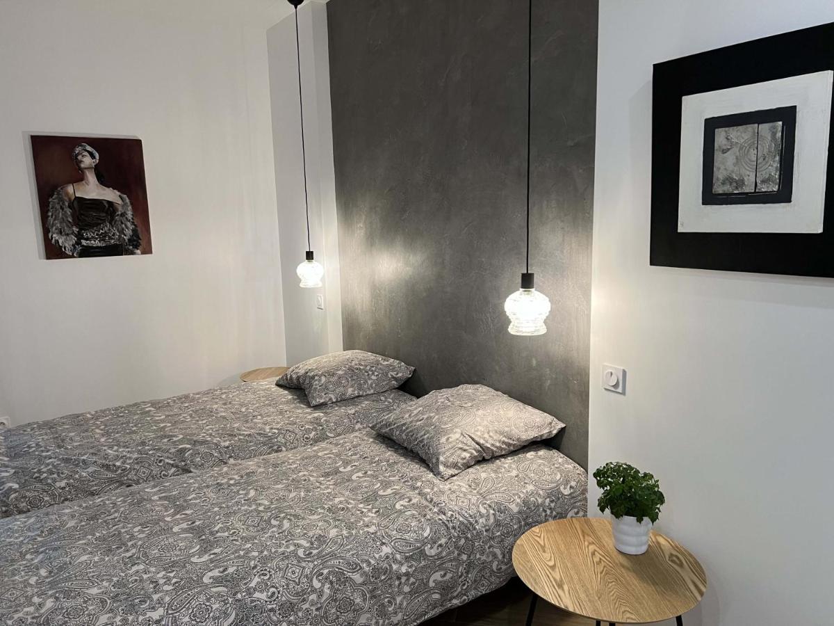 Bel Appartement Au Centre Du Vieux Joigny Eksteriør bilde